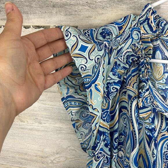 Lane Bryant womens plus size 14/16 Cap Flutter-Sleeve Satin Knit Top new short - Picture 4 of 7